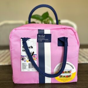 Nwt Pink Lunch Tote Nwt containers included school ready!!